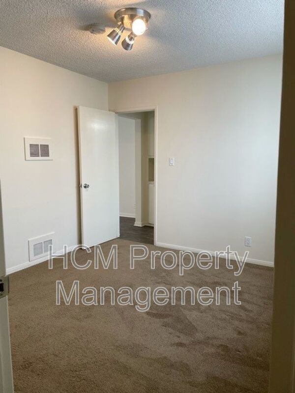 Welcome to 1848 Purdue Ave, a spacious 1-bed, 1-bath apartment located in the heart of West Los Angeles property image