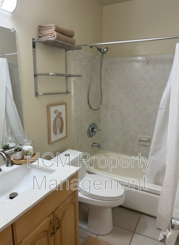 Welcome to your new home in the heart of Santa Monica, CA. property image