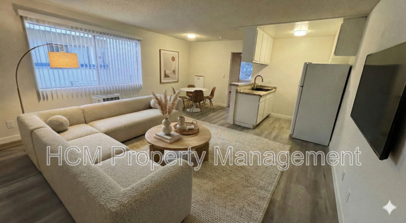 Welcome to 10075 Tujunga Canyon Blvd, a charming one-bedroom, one-bathroom apartment nestled in the heart of Tujunga property image