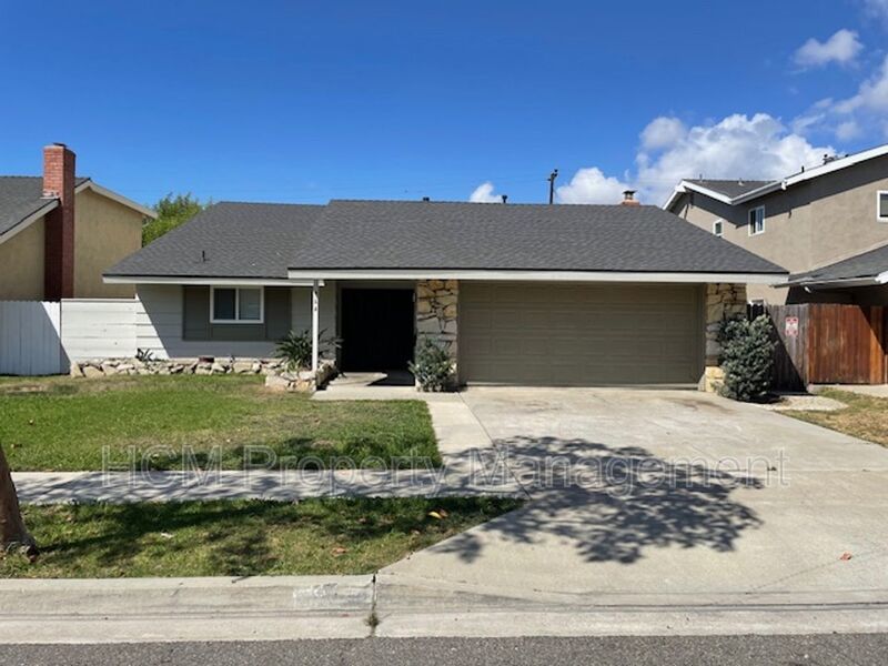 Remodeled Pool Home in Costa Mesa property image