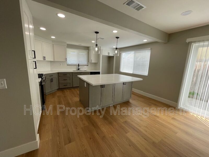 Remodeled Pool Home in Costa Mesa property image