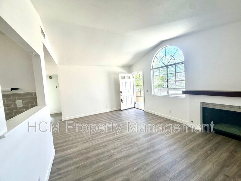 2 Bed, 2 Bath upper end unit in Beautiful Rancho Santa Margarita property image