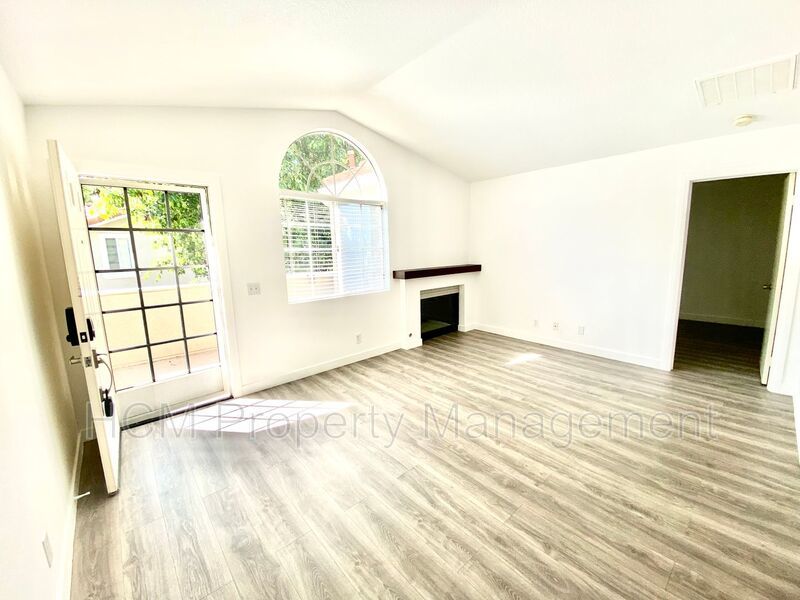 2 Bed, 2 Bath upper end unit in Beautiful Rancho Santa Margarita property image