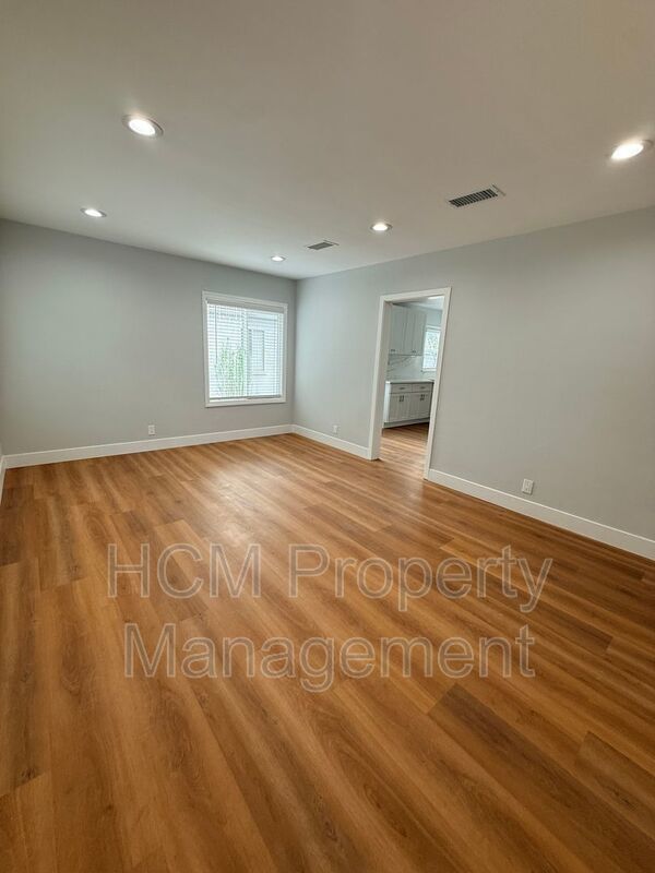 Newly Renovated Sunny Lakewood Classic | Move-In Ready | 2BD 1BA property image