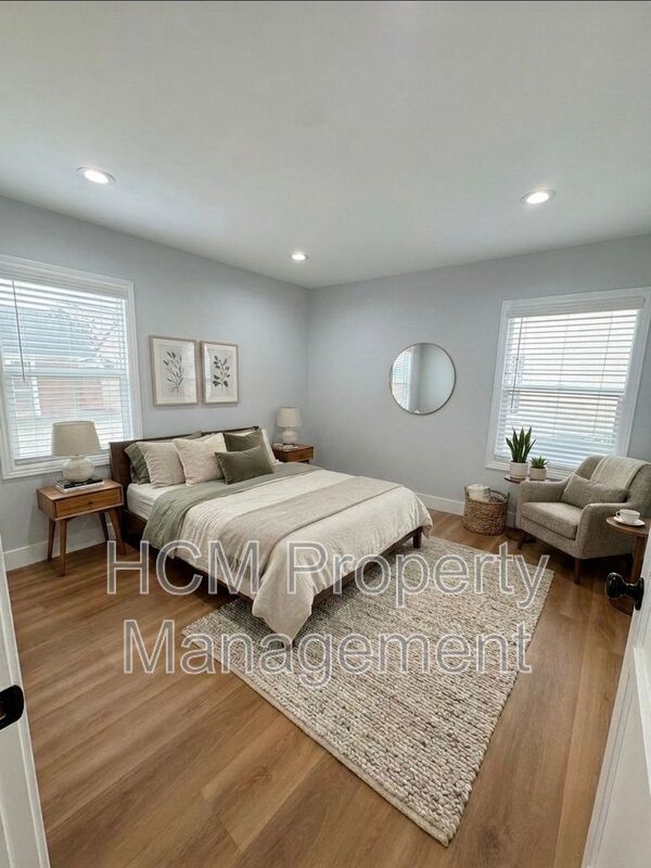 Newly Renovated Sunny Lakewood Classic | Move-In Ready | 2BD 1BA property image