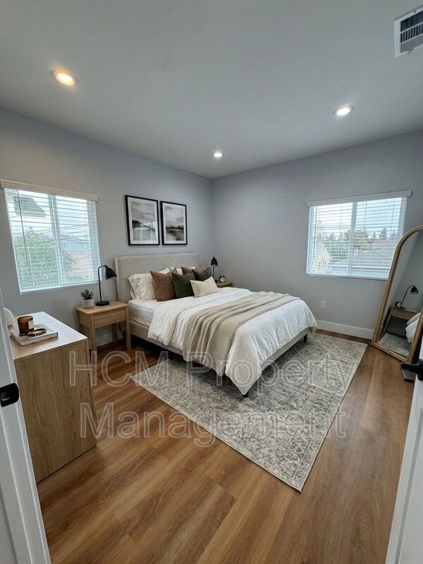 Brand New 2026 Construction | 3 Bed, 3.5 Bath in Lakewood property image