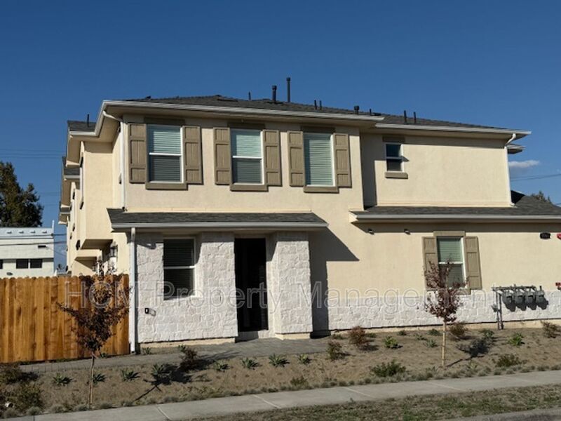 Beautiful 3 bedroom, 2 bath unit  in Westminster property image