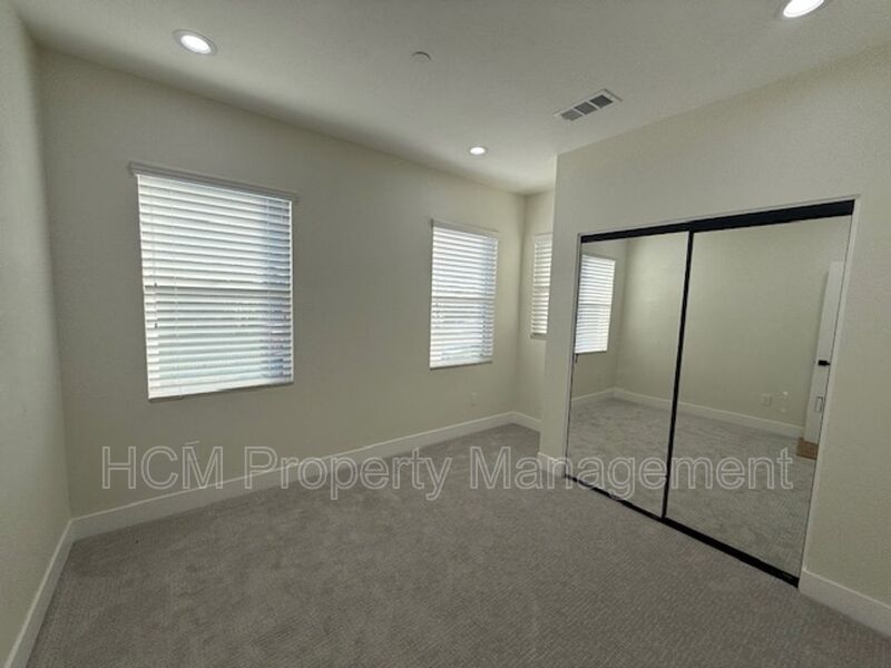 Beautiful 3 bedroom, 2 bath unit  in Westminster property image