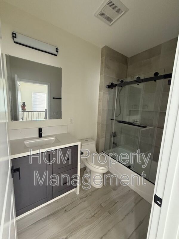 Beautiful 3 bedroom, 2 bath unit  in Westminster property image