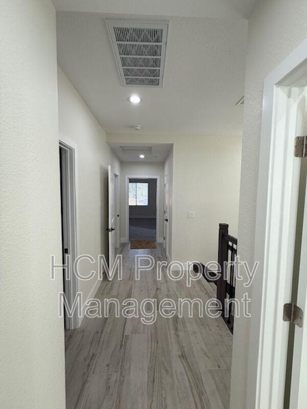 Beautiful 3 bedroom, 2 bath unit  in Westminster property image