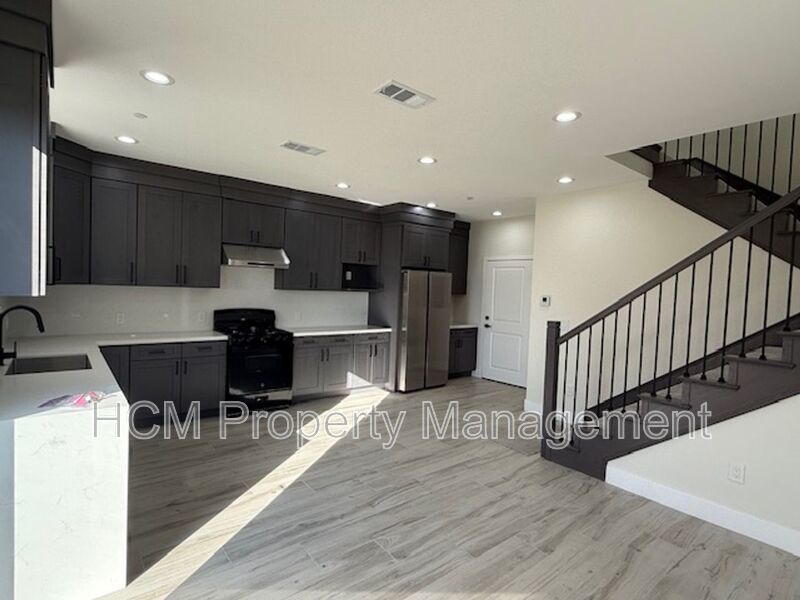 Beautiful 3 bedroom, 2 bath unit  in Westminster property image