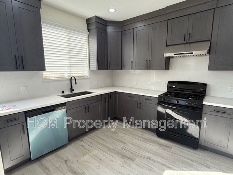 Beautiful 3 bedroom, 2 bath unit  in Westminster property image