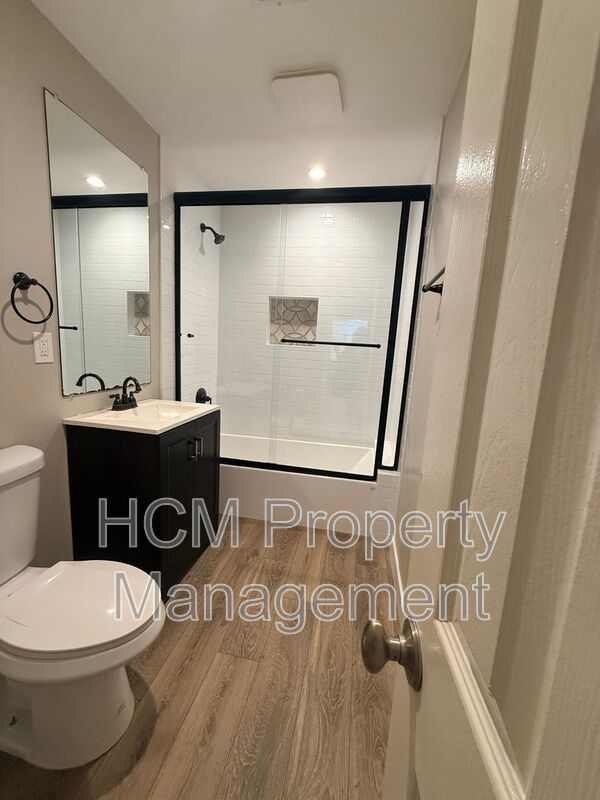 Beautiful 4 Bedroom, 2.5 Bathroom Home in Orange property image