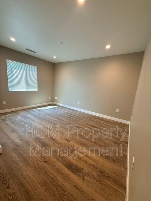 Beautiful 4 Bedroom, 2.5 Bathroom Home in Orange property image