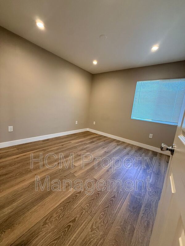 Beautiful 4 Bedroom, 2.5 Bathroom Home in Orange property image