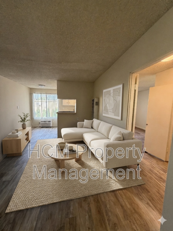 Updated One Bedroom Apartment in Prime NoHo Location property image