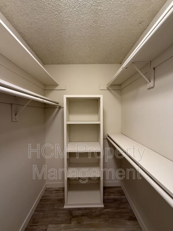 Updated One Bedroom Apartment in Prime NoHo Location property image