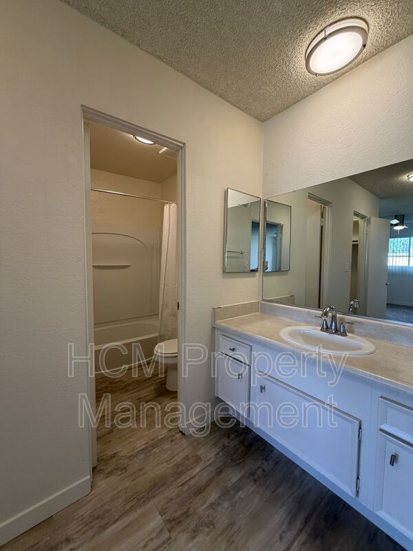 Updated One Bedroom Apartment in Prime NoHo Location property image