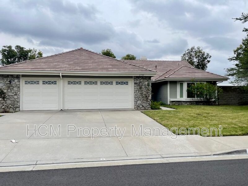 One story corner lot with views in Yorba Linda property image