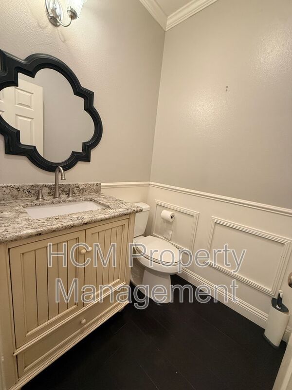 Beautiful 4 Bedroom, 2.5 Bathroom Home in West Irvine Pointe Community property image