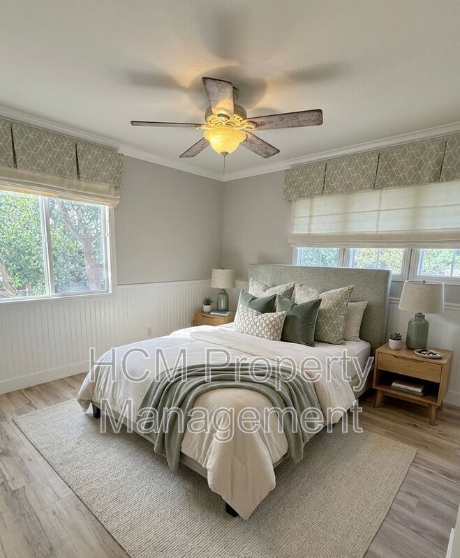 Beautiful 4 Bedroom, 2.5 Bathroom Home in West Irvine Pointe Community property image