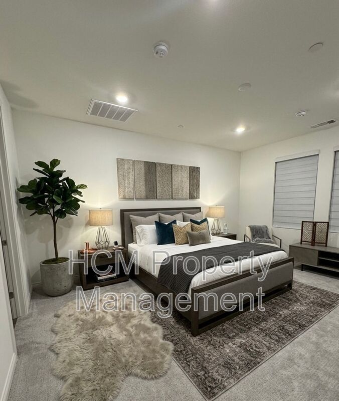 Newer Construction In Ontario over 2000 sq feet property image