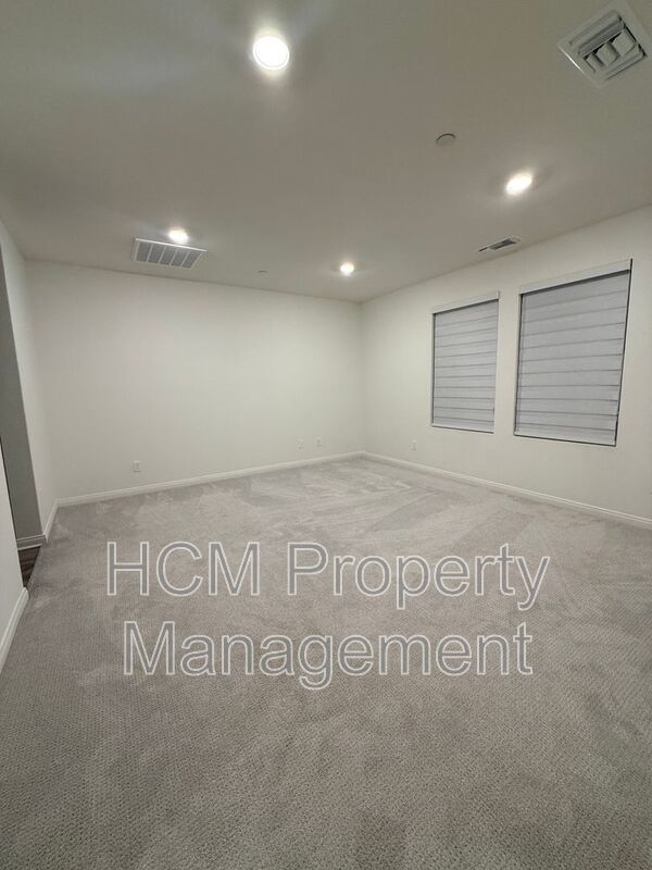 Newer Construction In Ontario over 2000 sq feet property image