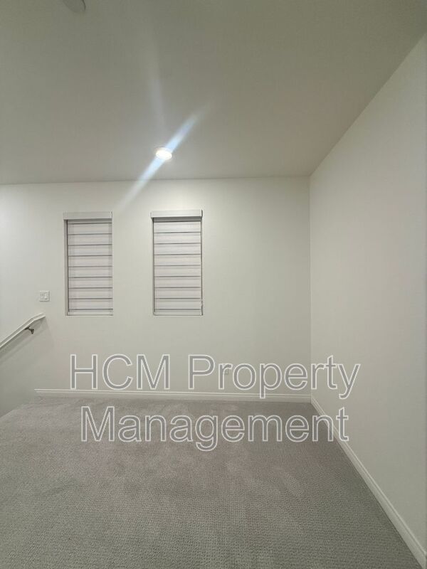 Newer Construction In Ontario over 2000 sq feet property image