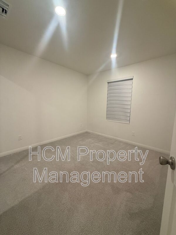 Newer Construction In Ontario over 2000 sq feet property image