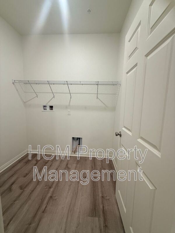 Newer Construction In Ontario over 2000 sq feet property image