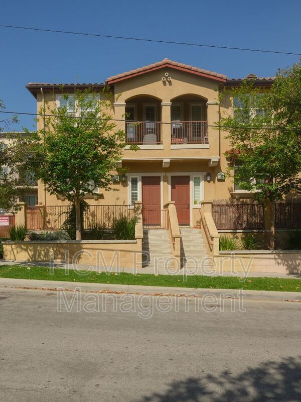 Beautiful 2 Story, 2 Bedroom Condo in Torrance property image