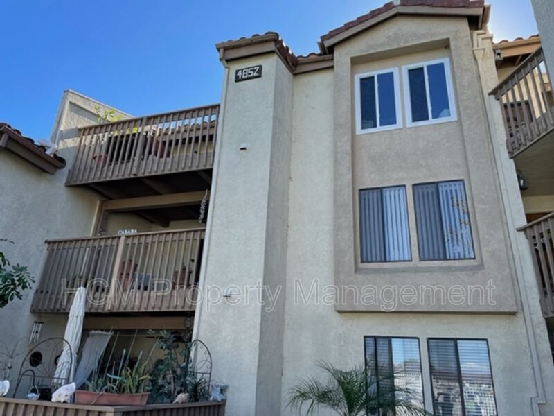Updated Huntington Harbor 2 bed, 2 bath Townhome less than 1 mile from Beach property image