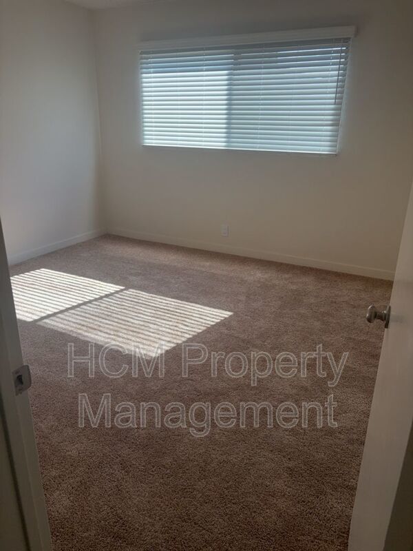 Welcome to 10300 National Blvd, a charming one-bedroom, one-bathroom apartment located in the heart of Los Angeles property image