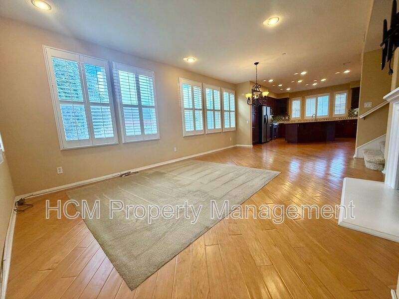 Beautiful 2 Story, 2 Bedroom Condo in Torrance property image