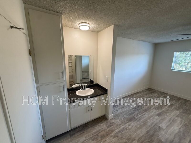 Welcome to 12939 Bonaparte Ave, a stunning 1bed, 1bath apartment Marina Del Rey adjacent, located in the heart of Los Angeles. property image