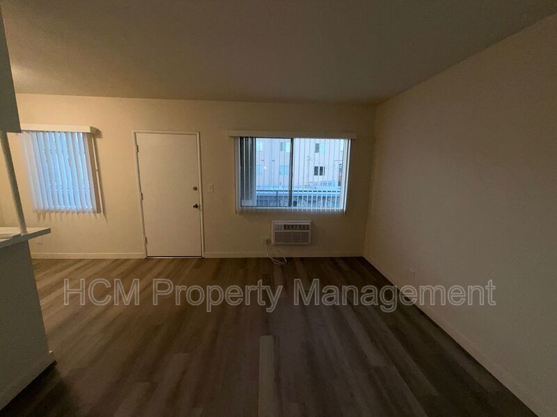 Modern One Bedroom in the Heart of Canoga Park property image