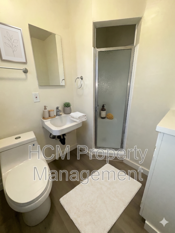 Modern One Bedroom in the Heart of Canoga Park property image