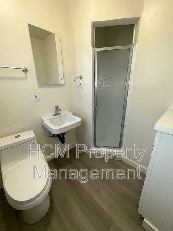 Modern One Bedroom in the Heart of Canoga Park property image