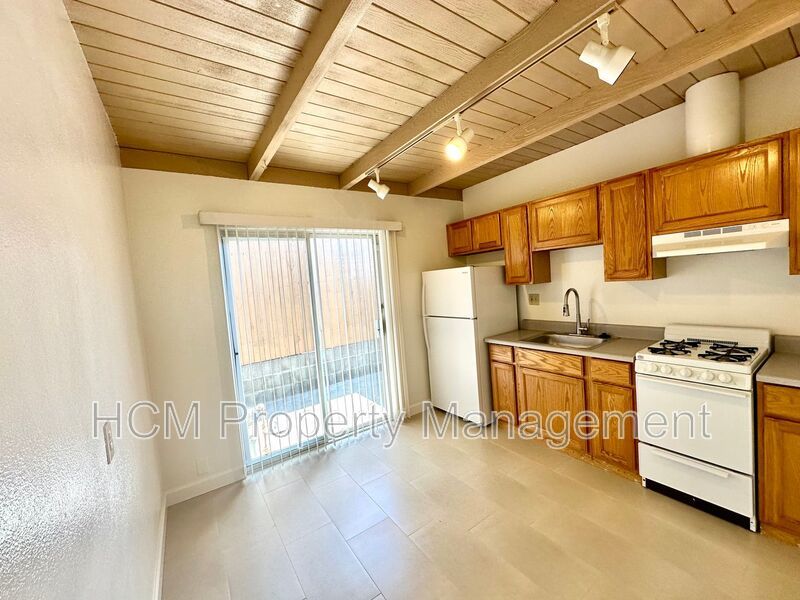 Charming 1 bedroom, Walking distance to Trestles beach in San Clemente! property image