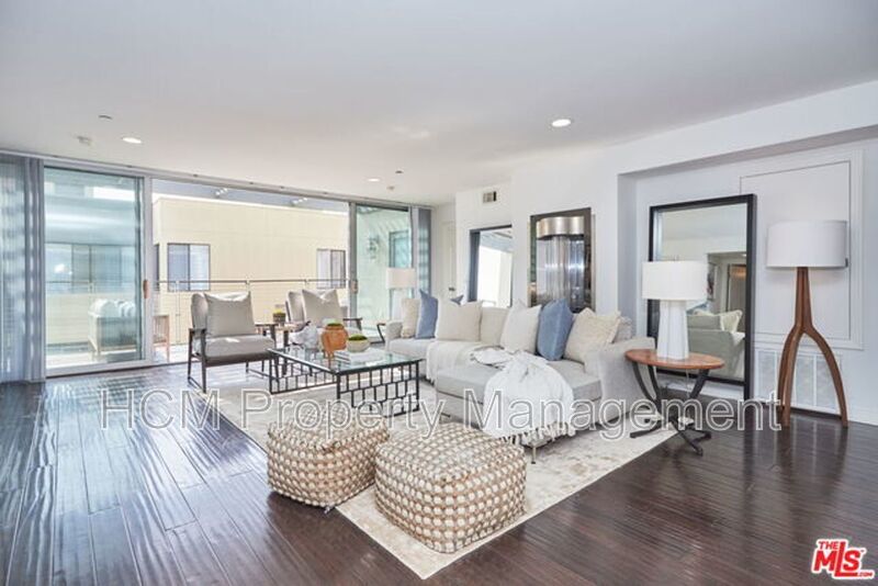 COMING SOON! MODERN AND HUGE 2BED + 2BATH, 7 BLOCKS TO THE COAST! property image