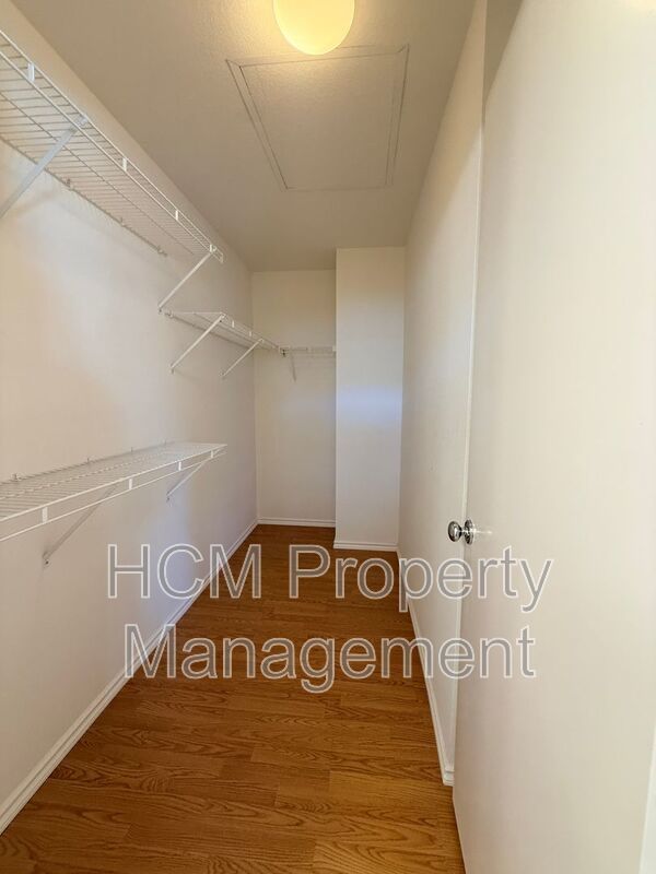 22 Carlsbad Ln Stylish Aliso Viejo Townhome property image