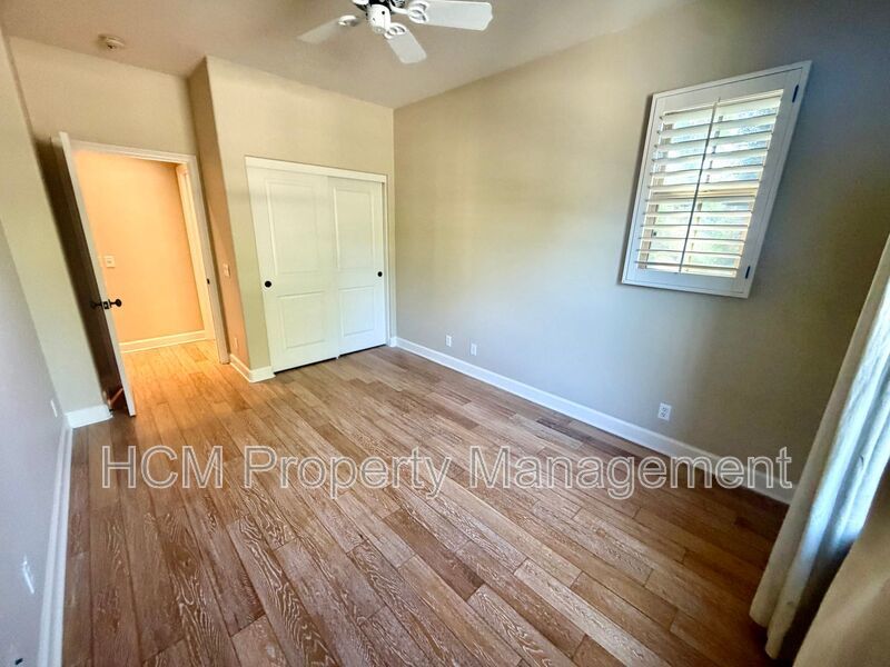 Spacious Beautiful 4 bedroom 3 bath Former Model Home in Desirable Woodbury Irvine Community! property image