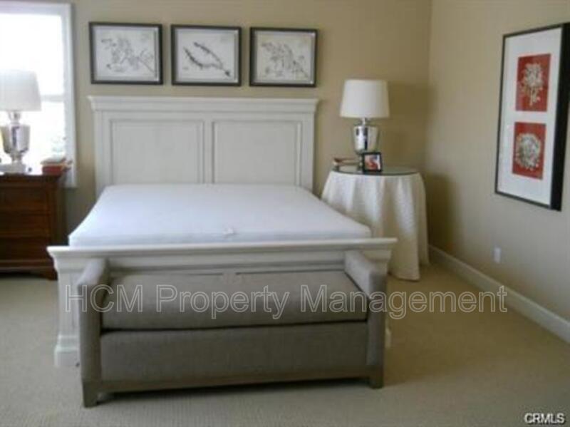 Spacious Beautiful 4 bedroom 3 bath Former Model Home in Desirable Woodbury Irvine Community! property image