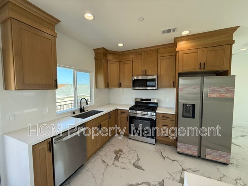 Beautiful 2 Bedroom, 2 Bath Unit in Westminster property image