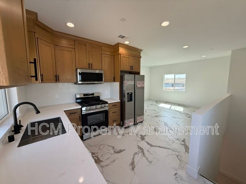 Beautiful 2 Bedroom, 2 Bath Unit in Westminster property image