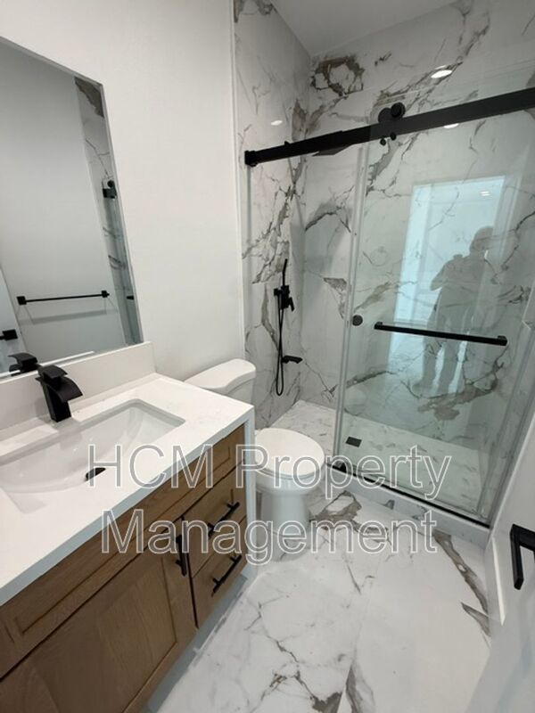 Beautiful 2 Bedroom, 2 Bath Unit in Westminster property image