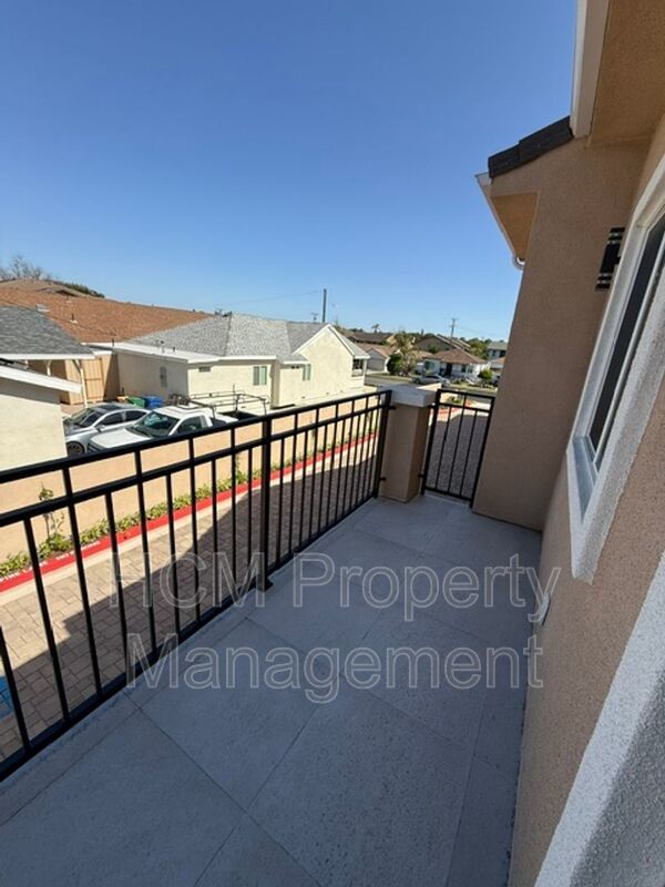 Beautiful 2 Bedroom, 2 Bath Unit in Westminster property image