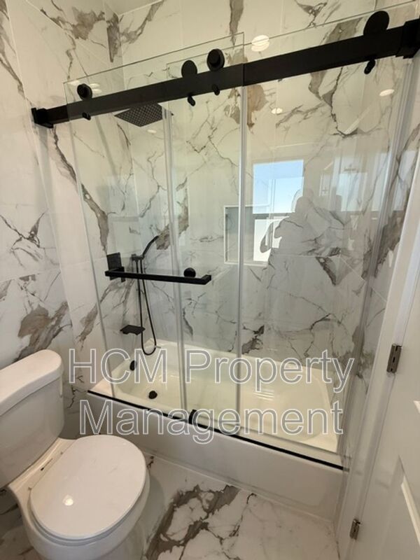 Beautiful 2 Bedroom, 2 Bath Unit in Westminster property image