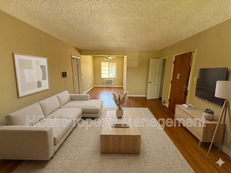 1133 Spazier Ave presents a bright upper corner 2-bedroom, 1-bath apt in Glendale property image