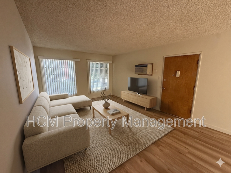 1133 Spazier Ave presents a large corner 1-bedroom, 1-bath apt in Glendale property image